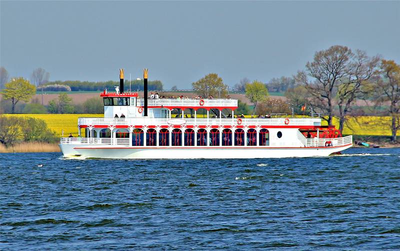 [Translate to English:] Raddampfer Schlei Princess